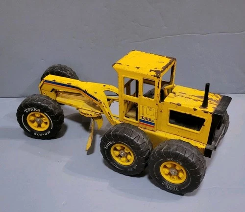 Vintage Tonka Road Grader MR970 On Wheels 1970’s 17in