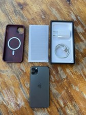 Apple iPhone 11 Pro Max Nachtgrün -  256GB sehr guter Zustand 