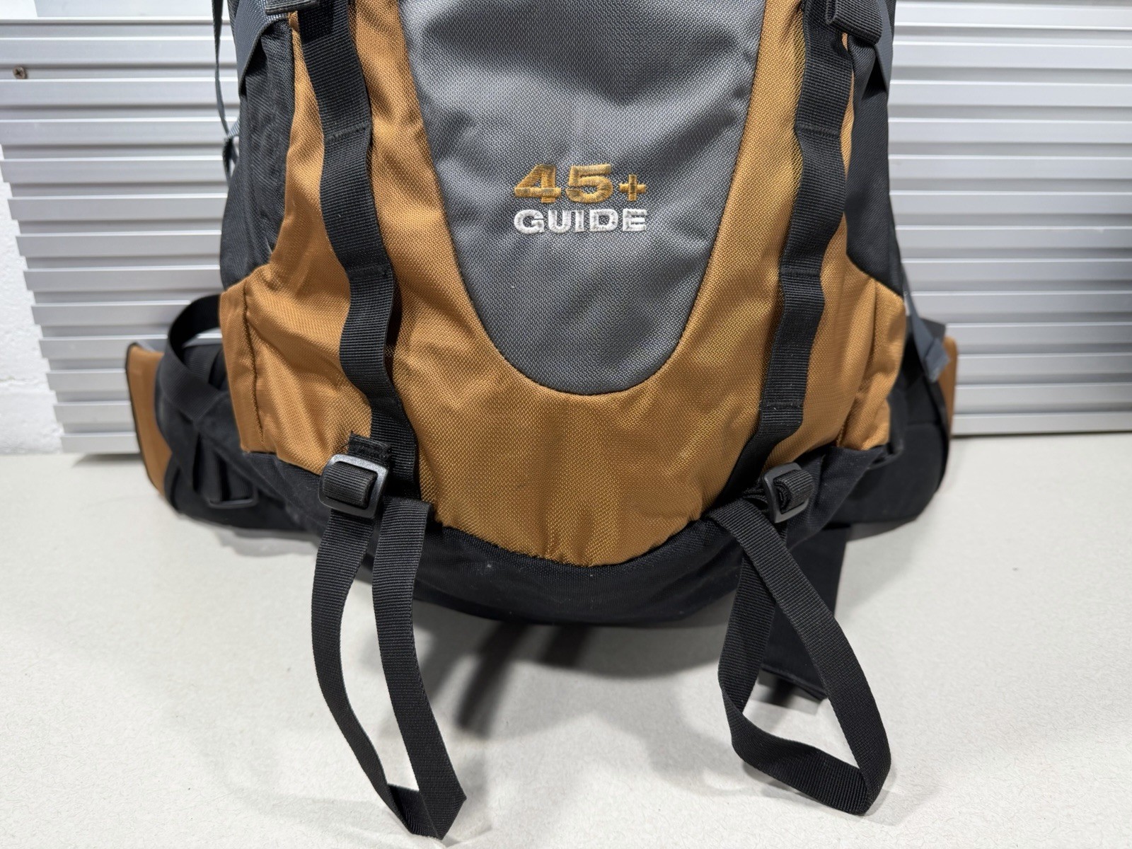 Deuter men's Guide 45+ daypack / backpack / mountaineering Backpack - LOOK