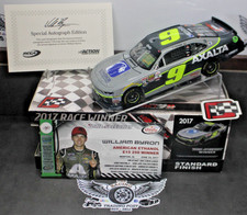2017 William Byron Windsor Iowa Win 1/24 Lionel NASCAR Diecast Autographed