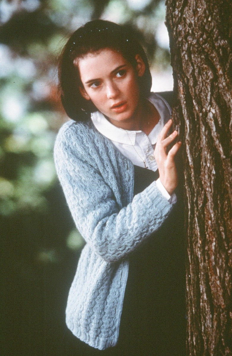 MPB12-094 1990s Act Winona Ryder On Set Photoshoot Orig 35mm COLOR