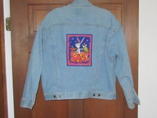 VTG - 1997 Sewn Looney Tunes Daffy Bugs Tweety Denim Jacket L 14/16 READ