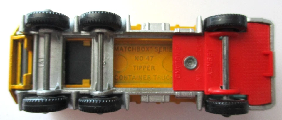 1960s LESNEY MATCHBOX 47 - DAF TIPPER CONTAINER TRUCK - NEAR MINT COND.  IN BOX - Image 4 of 4