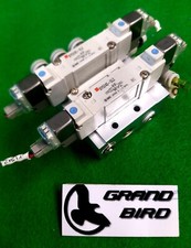 SMC SY5240-5LZ Solenoid Valve Base Mount W/ SY5240-5LZ (2), USED