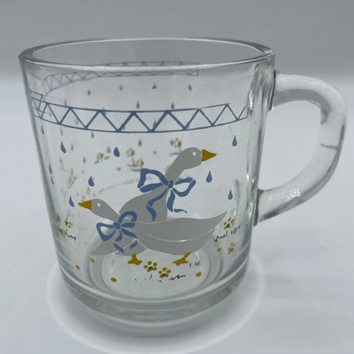 Vtg '87 Anchor Hocking Glass Geese Mug Raindrops 8 oz Farmhouse/Country Style
