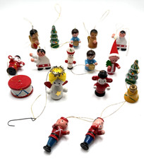 Wooden Christmas Tree Ornaments 17 Pieces Holiday Gifts Christmas Tree Lot