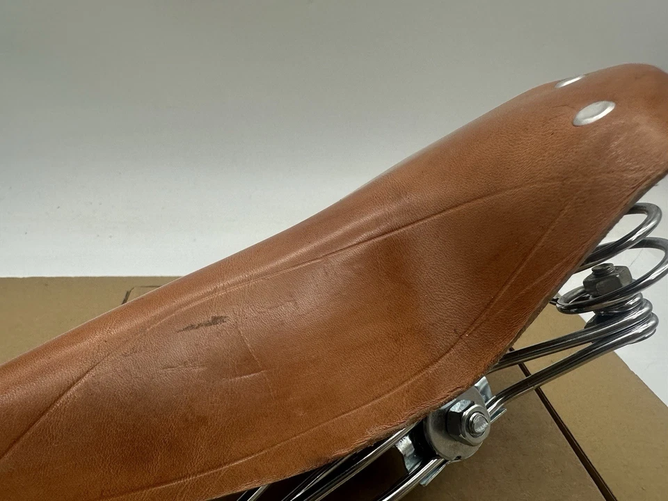 Sillín de bicicleta retro marrón clásico vintage cuero sillín de bicicleta cojín de resorte Foto 4 de 4