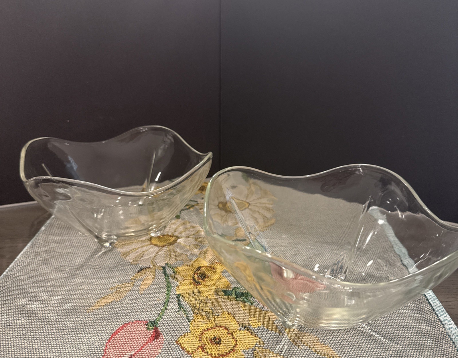 Set of 2 Vintage Anchor Hocking Swedish Modern Clear Candy Bowls Mid Century Excellent Condition  