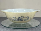 Pyrex Homestead Cinderella Large Nesting Mixing Bowl 4 Qt #444 Tan Speckles Blue