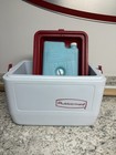Rubbermaid Cooler With Ice Bottle Freeze Handle USA — photo 1