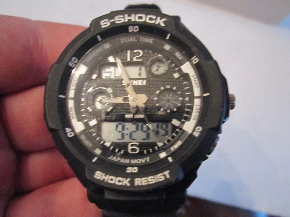 SKMEI 0931 S SHOCK QUARTZ WATCH - MULTI FUNCTION - BBA-24 - Image 2 of 4
