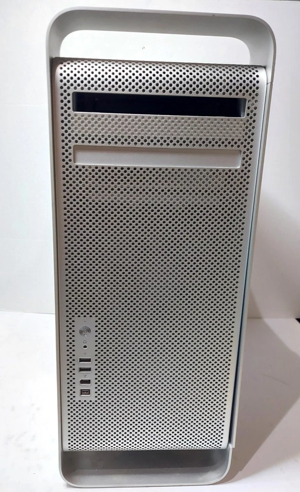 Apple Mac Pro A1186 Dual Intel Xeon 2x2GHz 2GBRM 667MHz 1000GB HD DVDRW 10.6.7OS - Image 3 of 4