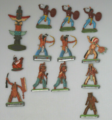 Lot of 13 Britains Deetail 1971 Native American Indian Figurines Metal Base