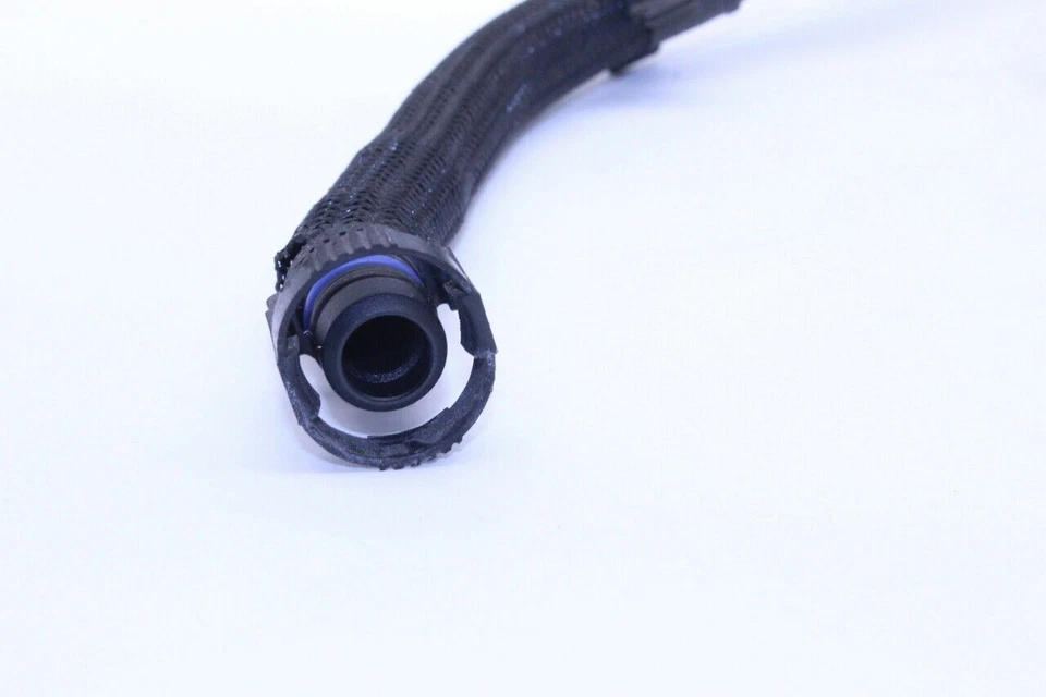 2017-2019 BMW Alpina B7 G12 Vapor Connecting Hose Pipe OEM Used Foto 3 de 4