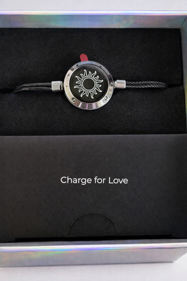 TOTWOO Long Distance Touch Bracelets for Couples, Vibration & Light up for  Love | eBay