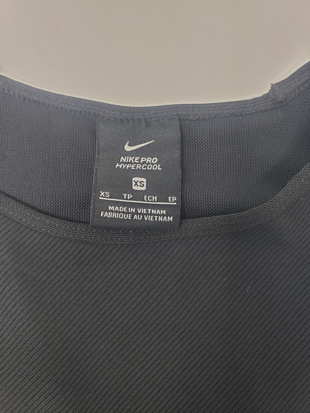 Nike Pro Hypercool Performance Crop Top Womens XS… - image 4