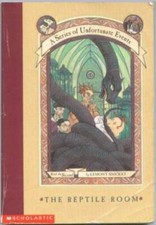 The Reptile Room (A Series of Unfortunate Events, Book 2) - Paperback - GOOD