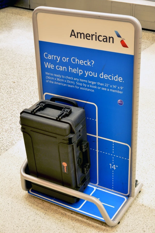 Estuche de mano Elite EL2007W impermeable con espuma para cámara equipo de video equipaje Foto 2 de 4