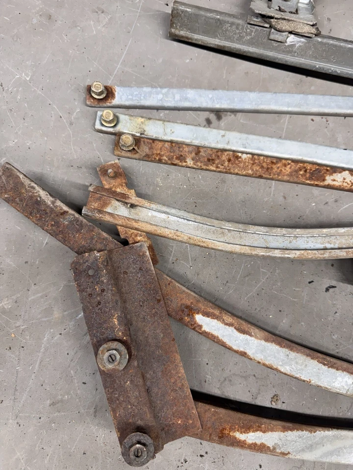 1963 1964 Chevy Impala 2 Door Front Rear Quarter 1/4 Window Tracks Grand Prix SS - Image 4 of 4