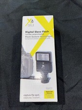 XIT PHOTO DIGITAL SLAVE FLASH INCLUDES CAMERA BRACKET
