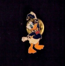 Disney Donald Duck Lifting Hat Disney Mini Pin