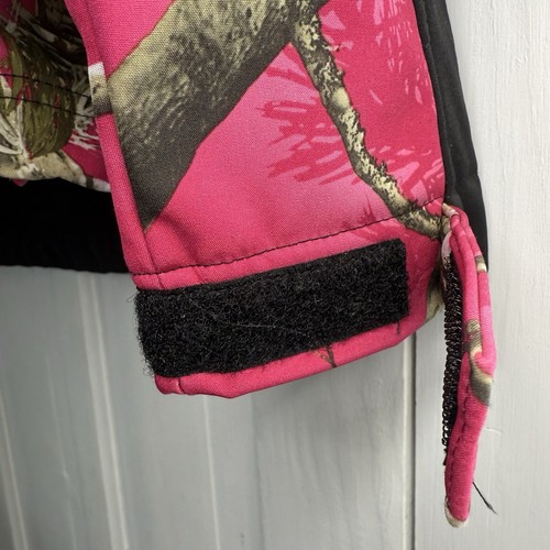 Realtree Size Medium 8/10 Women’s Black Hot Pink Camo Jacket Hunting Coat - Picture 7 of 8