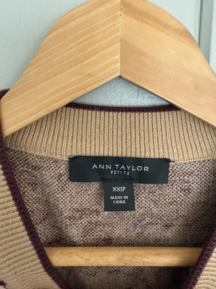 Suéter Ann Taylor Caballo Ecuestre XXSP Cuello Redondo Marrón Mangas 3/4 Foto 4 de 4