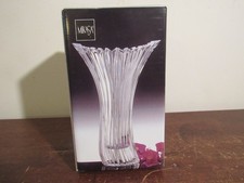 Mikasa Crystal Diamond Fire 8-1/4 Curved Vase...