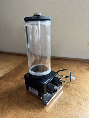 Koolance PMP-400 Pump, Pump Base, Reservoir for Laboratory or Liquid Cooling PC