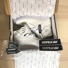 Nuovo con scatola 2013 Supra Skytop White TUF S18191 - taglia UK 9 + adesivi e 5x etichette extra