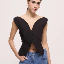 PIA DAISY - ICONIC FLORAL SHAPE CUTOUT TOP