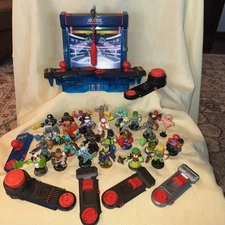 Akedo Ultimate Warrior lot 27 Figures Working Battle Arena Practice Based