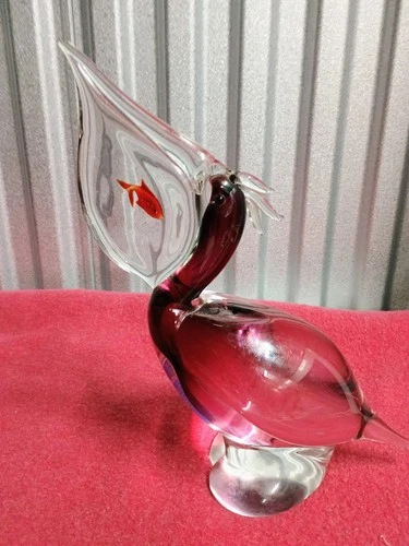 Vintage Venetian Crafted Murano Glass Pelican w Fish in Mouth 8"
