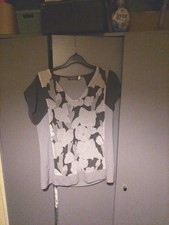 Mint Velvet Short Sleeved Floral Pattern Top Size 10 In Grey