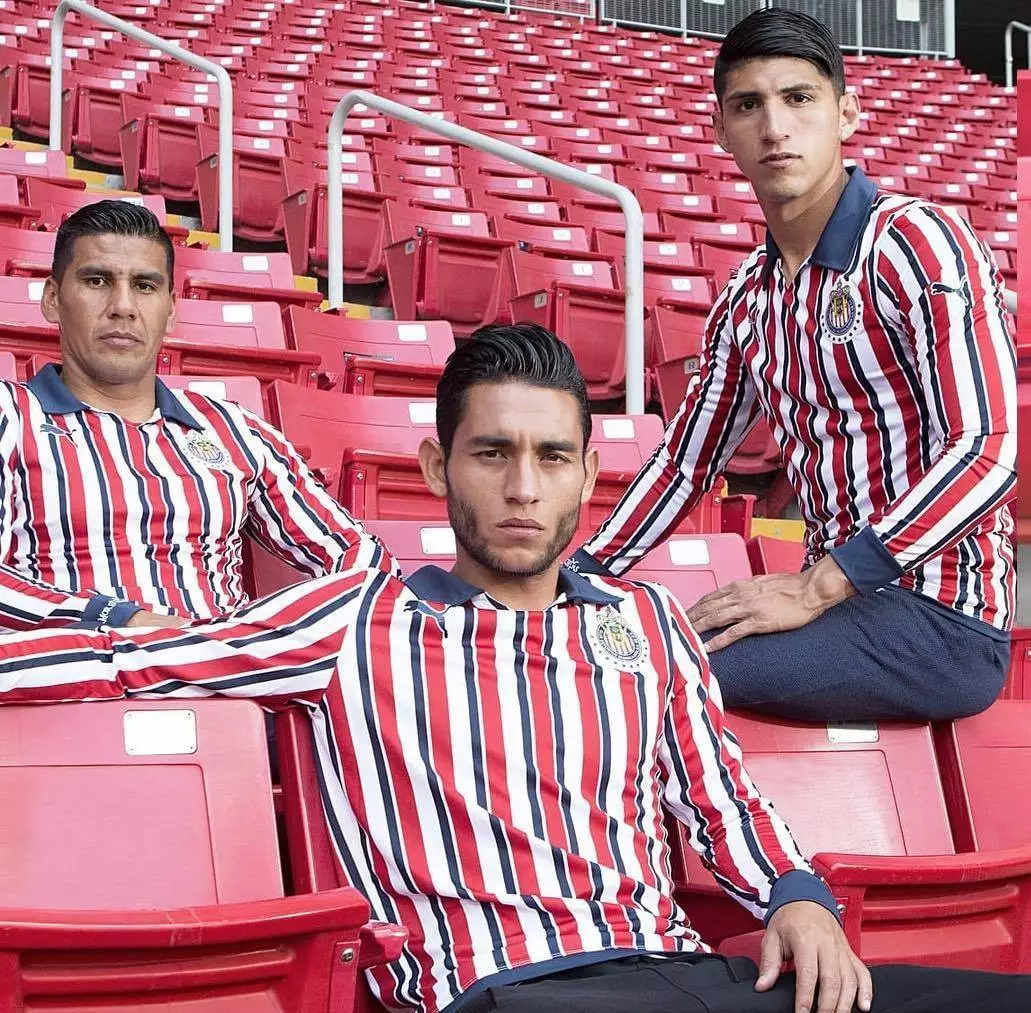New chivas on sale jersey 2018