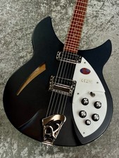Rickenbacker Limited Model 330 -MatteBlack- (no260928)