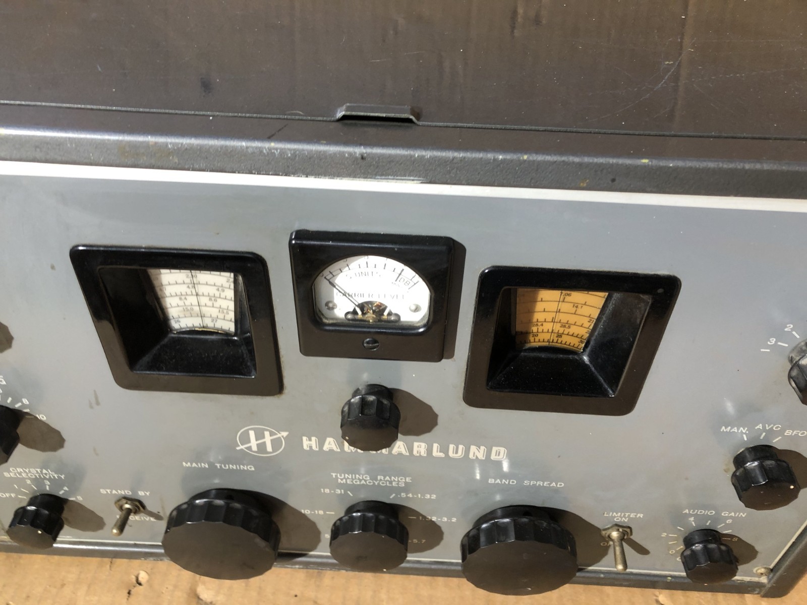 Vintage Hammarlund HQ-140-XA Tube Receiver Ham Radio