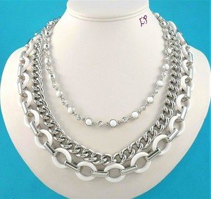 NEW-RETIRED-LIA-SOPHIA-034-WAYFARER-034-WHITE-THREE-DETACHABLE-NECKLACES