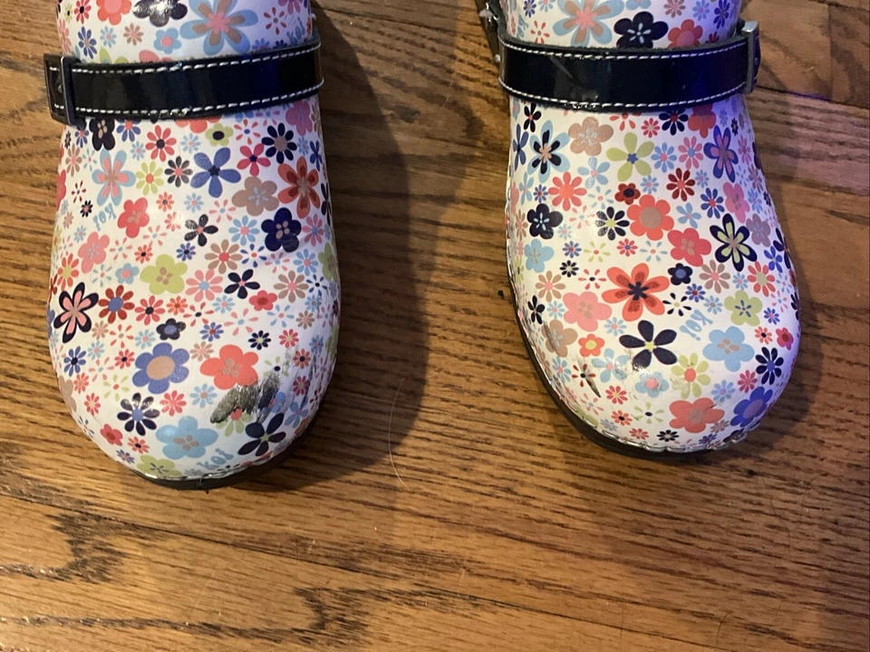 Sanita Mujer Talla 7 EU 38 Blanco/Multicolor Flores , Cuero, Usado Foto 4 de 4