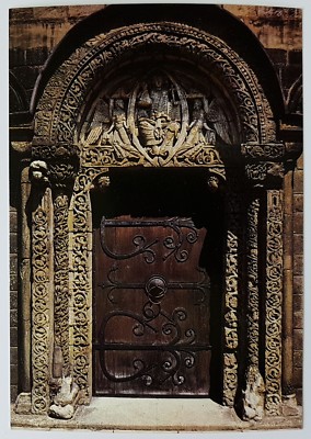 Schöne alte Ansichtskarte AK - The Priors Door Ely Cathedral