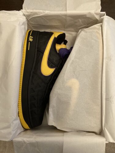 Size 10 - Nike Kobe Bryant x Air Force 1 Low Lakers Away - Picture 3 of 12