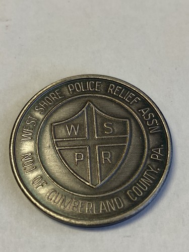 Vintage Policemans Motto Token 1970 - Picture 5 of 6