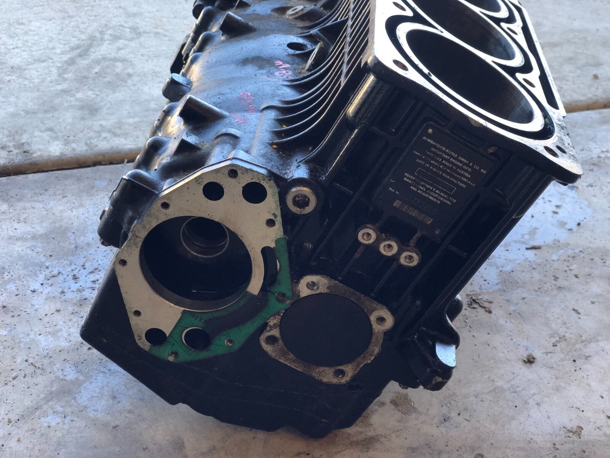 Seadoo GTX RXT RXP 4-TEC OEM engine block cases 420888812 Seadoo GTX RXT RXP 4-TEC OEM engine block cases 420888812