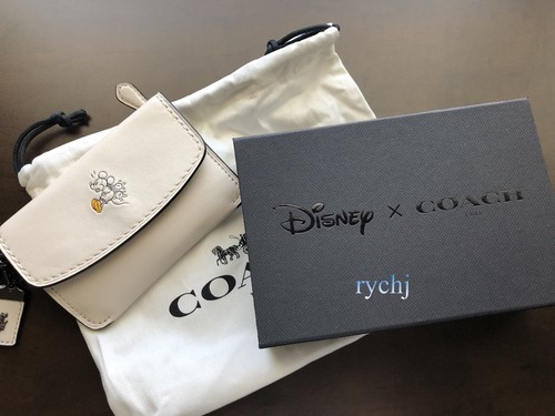 coach envelope key pouch