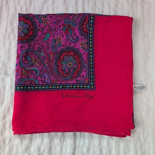 Foulard Christian Dior 85 cm 33" carré soie fleur rouge