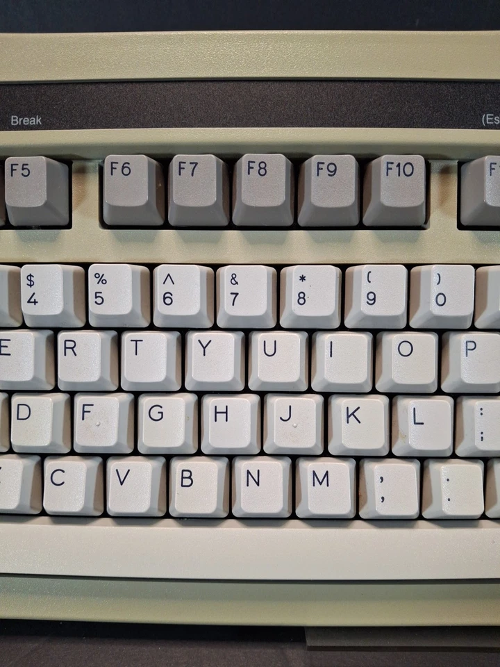 Vintage Wyse Keyboard WY85 Gate Array #840366-01 K3 - Image 4 of 4