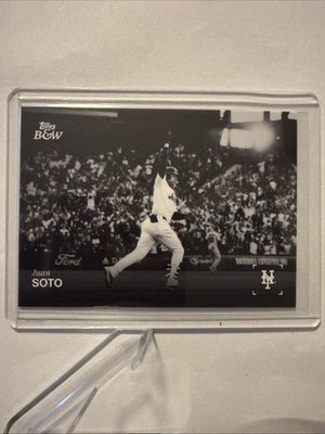 2025 Topps Black & White Juan Soto Image Variation Short Print 82-SP Mets