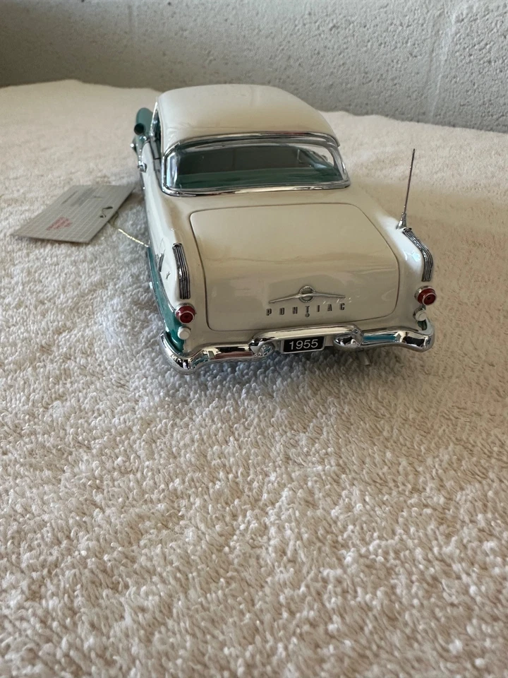 Pontiac Star Chief 1955 Franklin Mint - verde azulado blanco 1:24 Foto 2 de 4