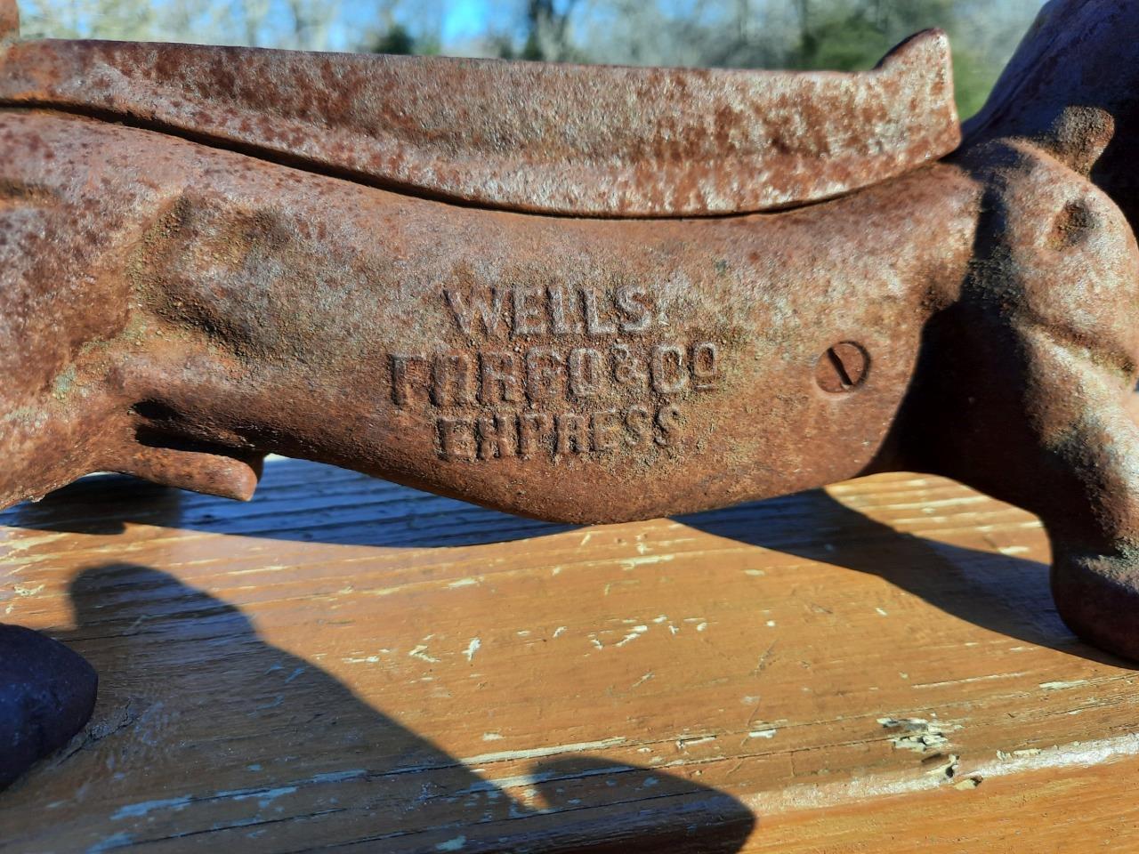 VINTAGE CAST IRON WELLS FARGO EXPRESS DACHSHUND WEINER DOG DOORSTOP