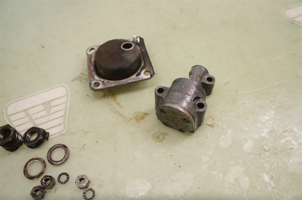 BSA B44VS 1967 Victor Special B44V B44 441 B 44 único *2538 bomba de aceite Foto 3 de 4